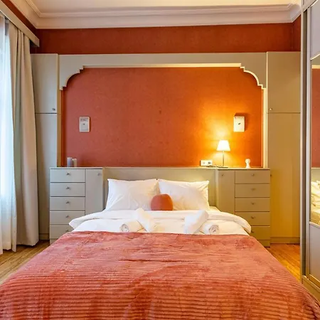 Zxvbvche Historicbvcbvcbuildinvcbvcg View Ivcbvc Apartment Istanbul